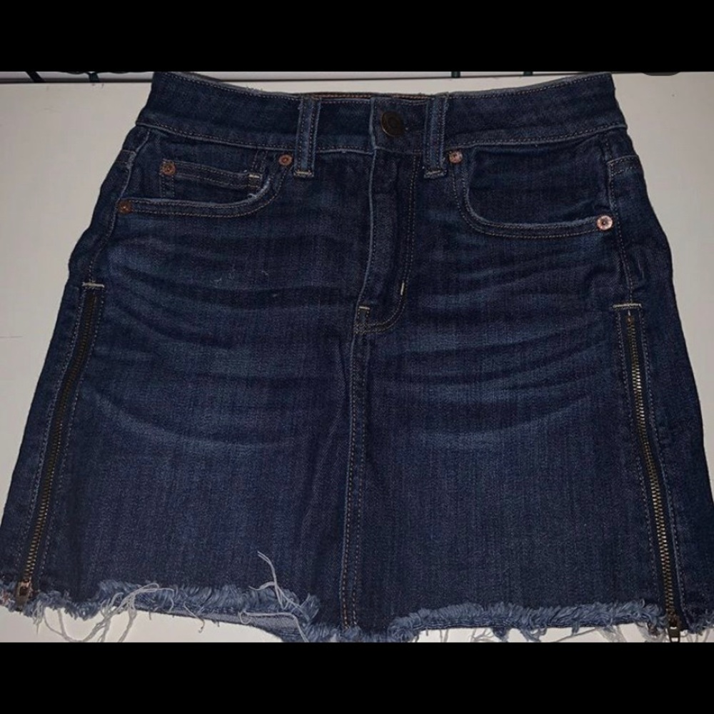 american eagle skirt
